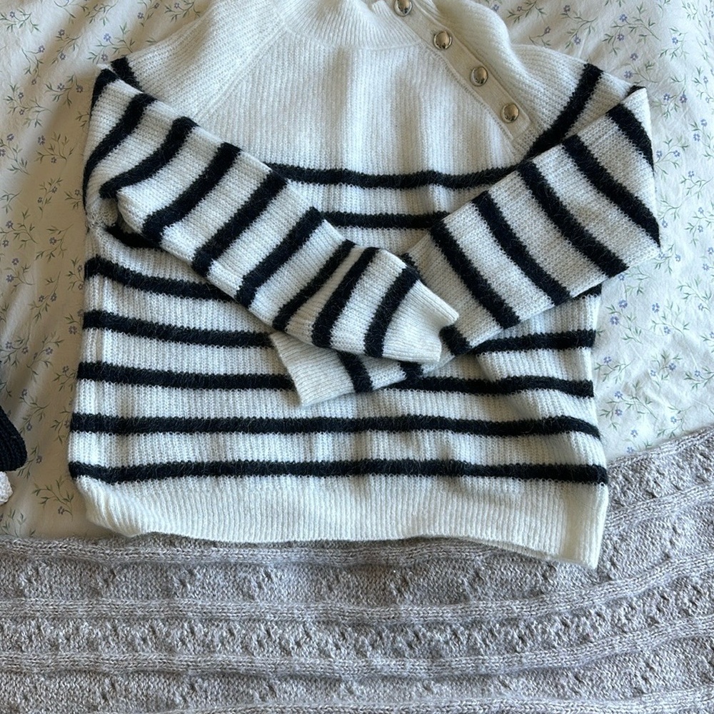 Sezane navy/white stripped sweater jumper - Picture 3 of 3